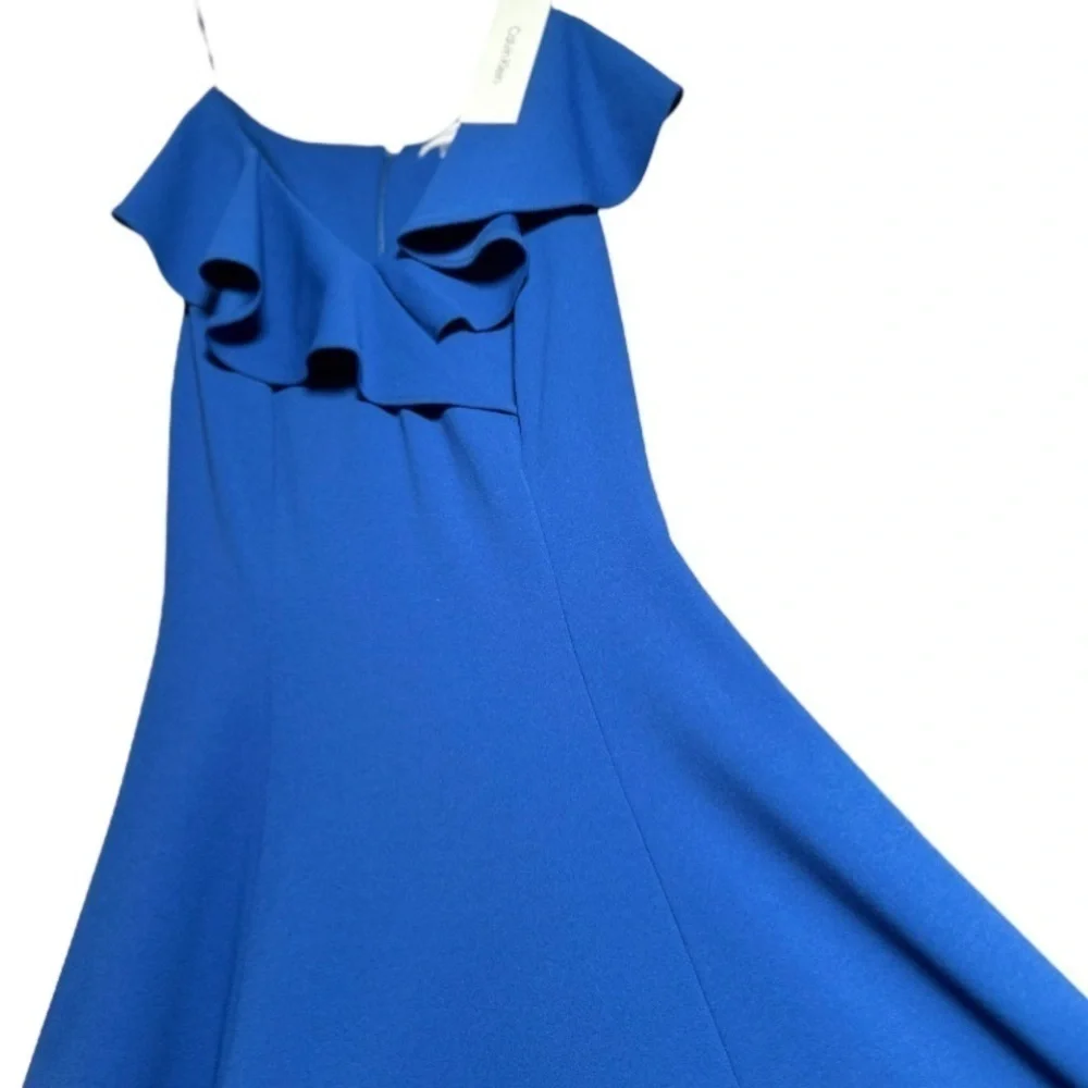 🅽🅴🆆 Calvin Klein blue sleeveless ruffle top maxi dress, women’s size 4